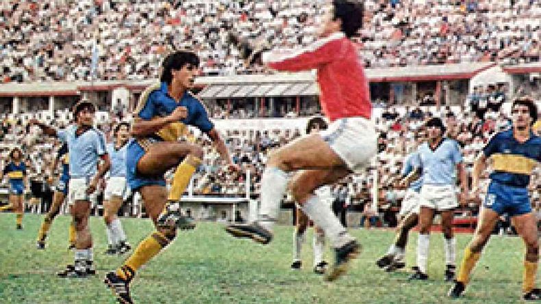 Altos Hornos Zapla contra Boca Altos Hornos Zapla contra Boca