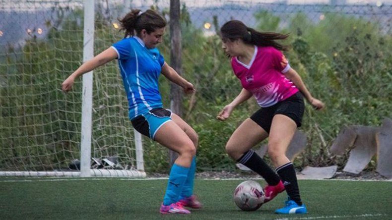 La AFA brindará hoy una capacitación gratuita en futsal y fútbol femenino