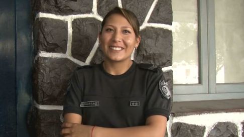 Todo Jujuy | policia salvo vida bebe.jpg