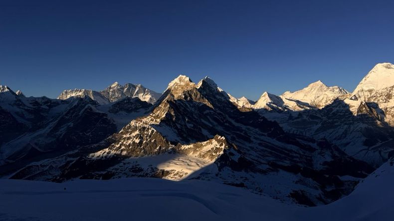 Orgullo juje&ntilde;o: tres monta&ntilde;istas hicieron cumbre a 6.470 metros en el Himalaya