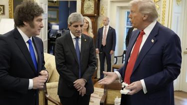 Cómo funcionará el swap por USD 20.000 millones con EEUU para pagar deuda e intervenir entre las bandas. &nbsp;