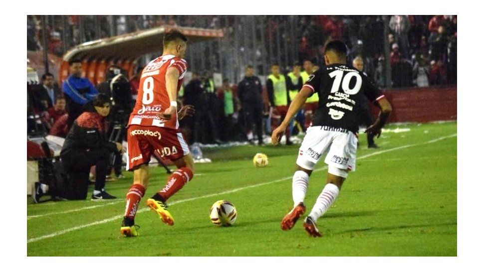 San Martín 1 - Unión 1: el tatengue no pudo subirse a la cima en Tucumán