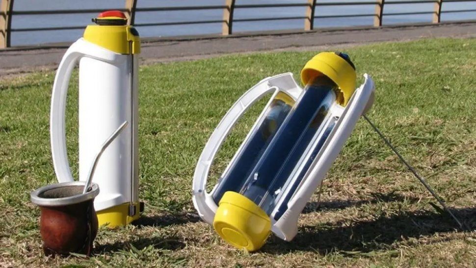 Emprendedores argentinos crearon un termo que calienta el agua usando la luz solar