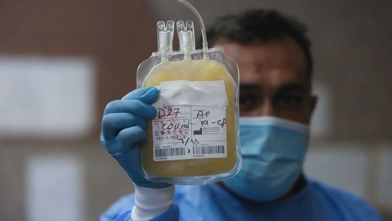 Toda persona que sea seleccionada por su equipo médico para la donación de plasma será debidamente informada de las condiciones de la investigación y será su decisión participar del ensayo clínico (REUTERS/Essam Al-Sudani)