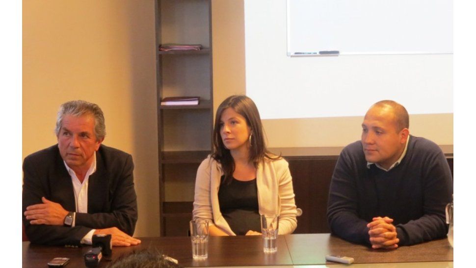 Ruiz junto a Gronda y Mal