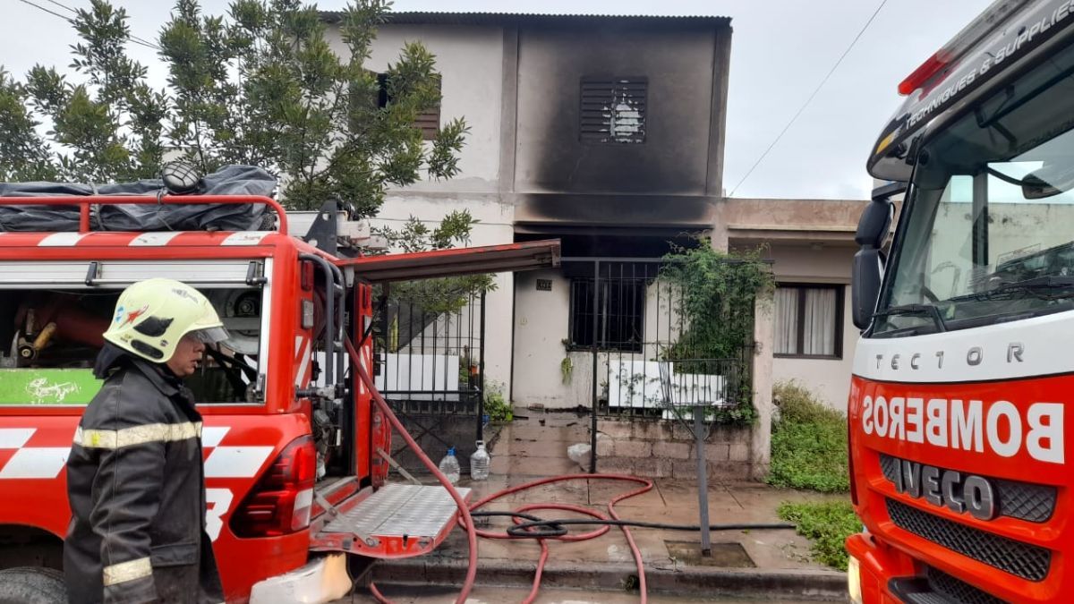 Incendio en una vivienda de San Pedrito.