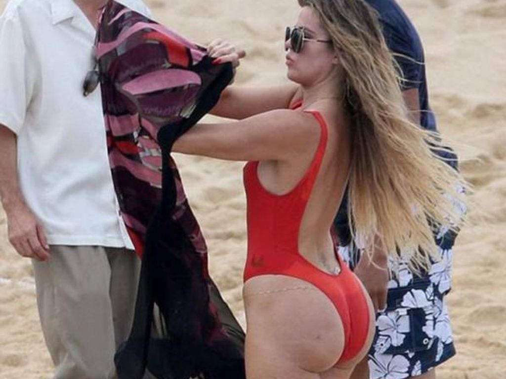 Klhoe Kardashian