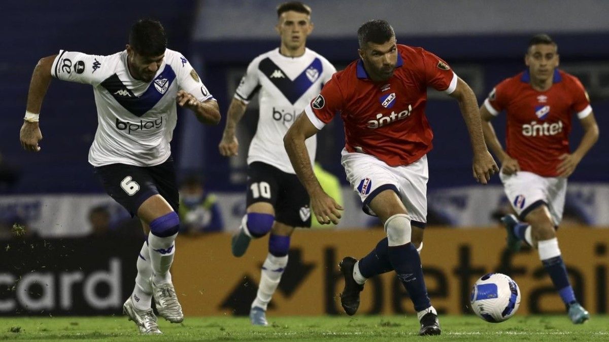 Copa Libertadores: Vélez perdió ante Nacional y está complicado.&nbsp;