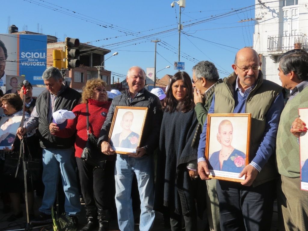 Autoridades presentes