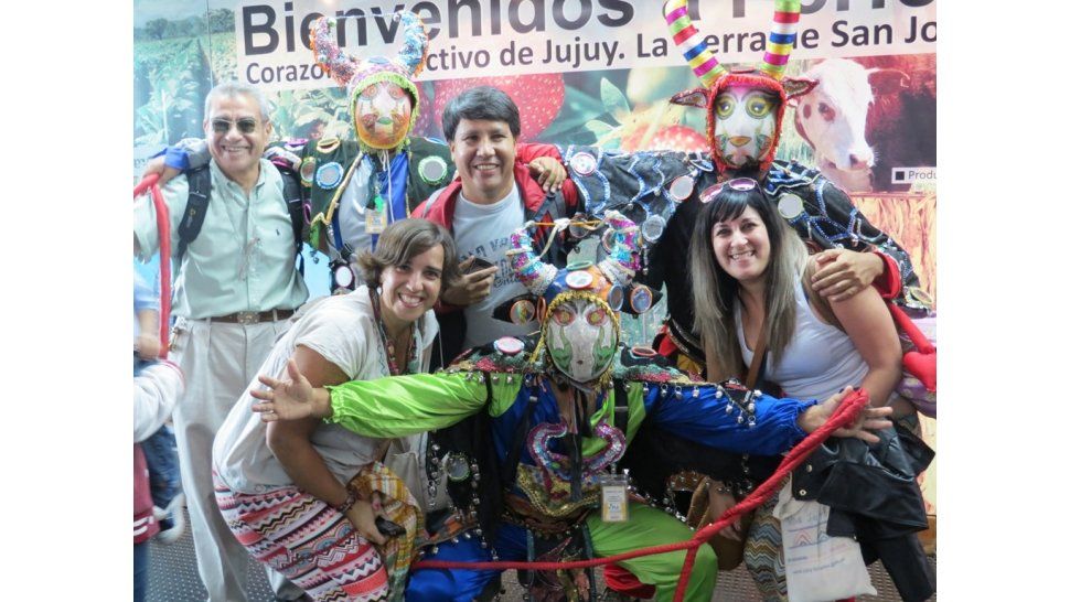 Turistas y Diablos