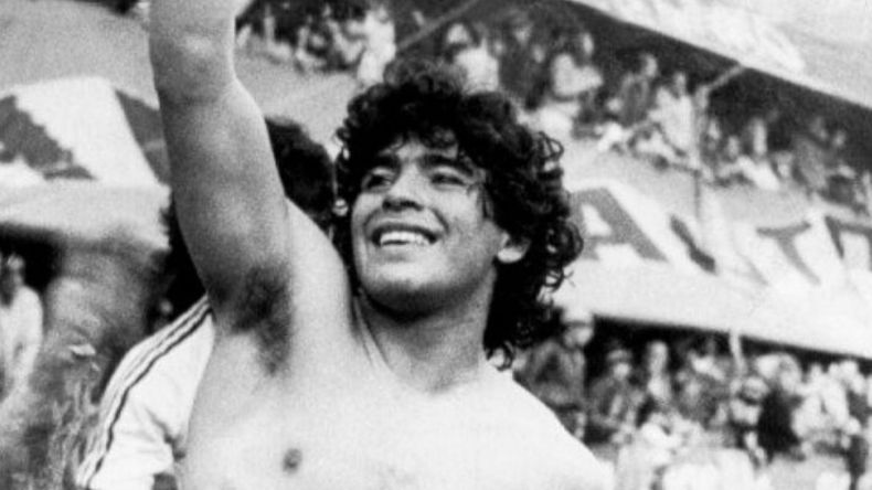 ¡Feliz cumple Diego!: las mejores fotos del más grande del fútbol argentino