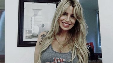 Flor Peña no fue a votar este domingo por estar de vacaciones con su familia, y recibió criticas.