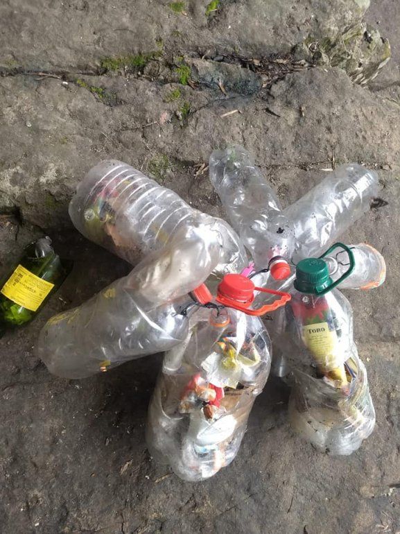 Basura en la Cascada de las Escaleras