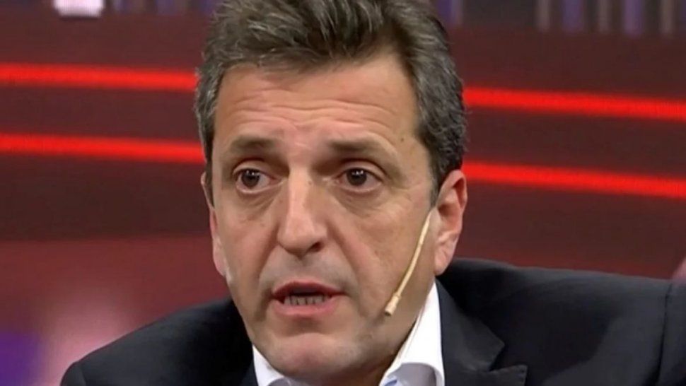 el gobierno analiza sacarles los beneficios sociales a quienes tomen tierras