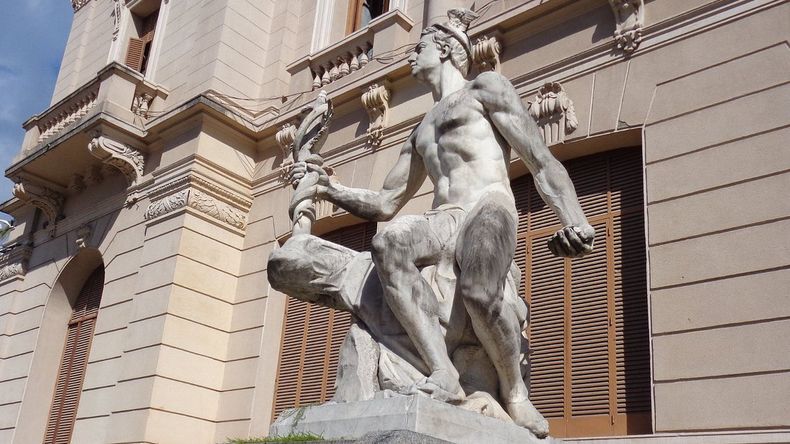 Esculturas de Lola Mora (Archivo)