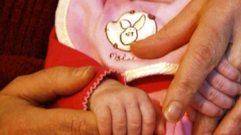 Piden ayuda para Martín y sus hermanitos abandonados por su madre