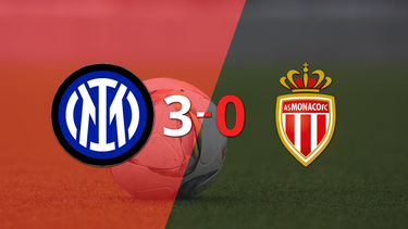 Inter goleó 3-0 a Mónaco con triplete de Lautaro Martínez