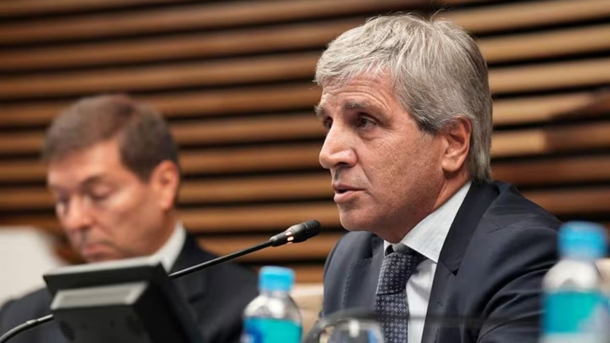 Luis Caputo relativizó el rechazo de Diputados al veto de Milei: “No nos movemos del plan económico”.