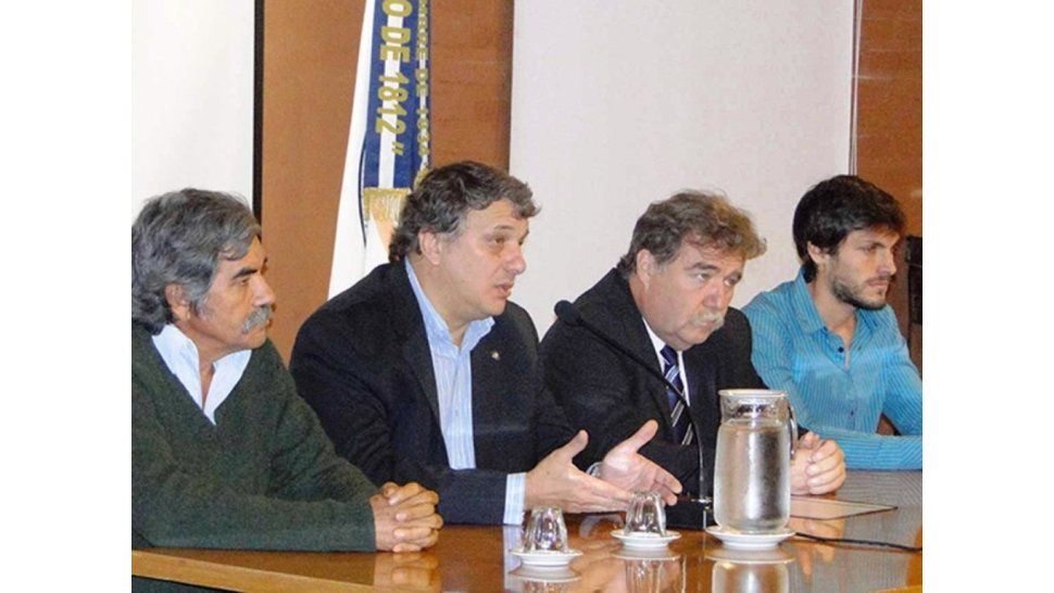 Autoridades presentes