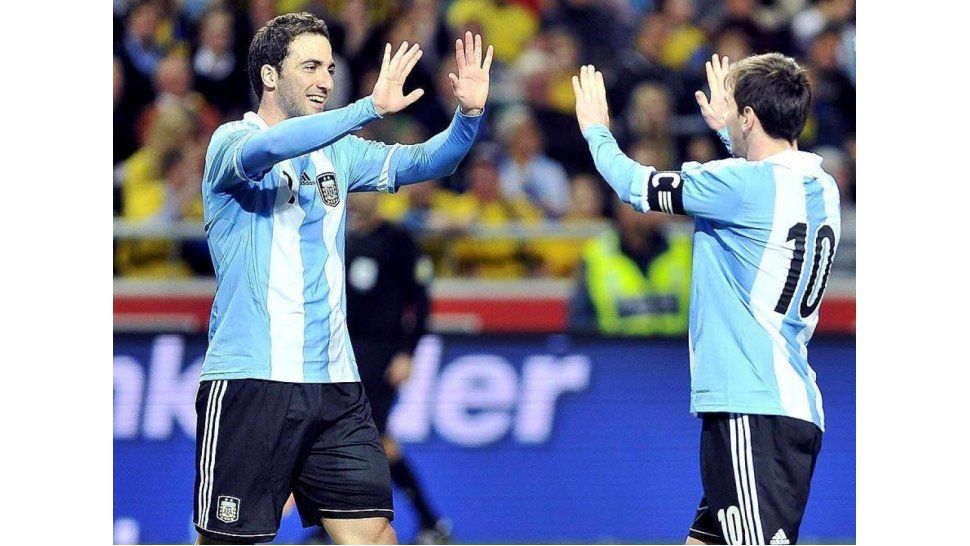 Higuain y Messi