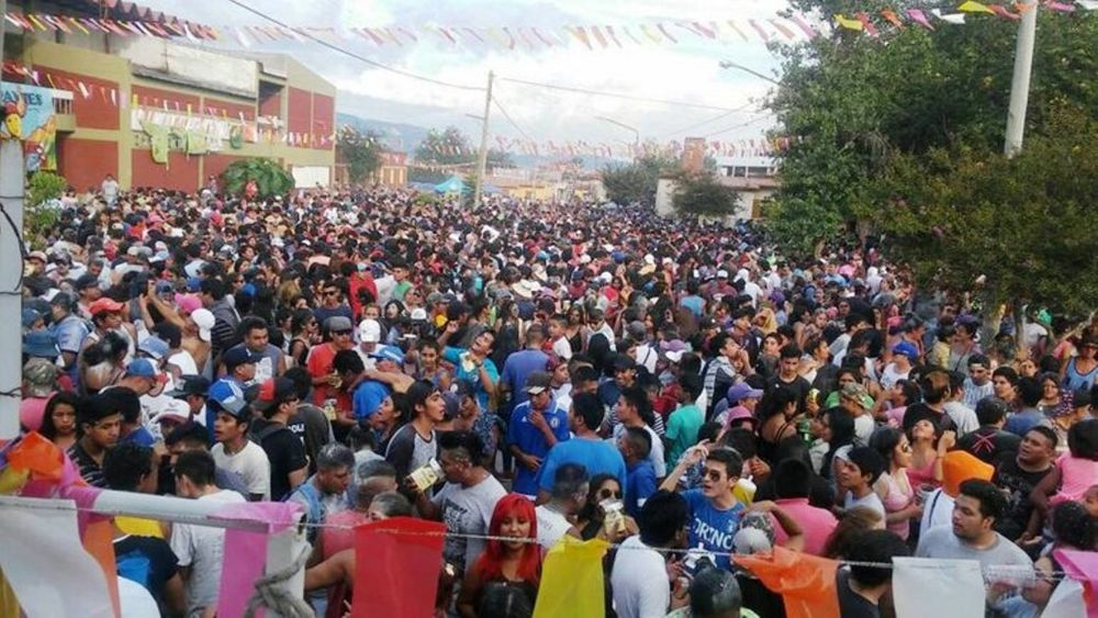 Palpalá vive a pleno el carnaval: este finde hay 6 desentierros y empiezan los corsos