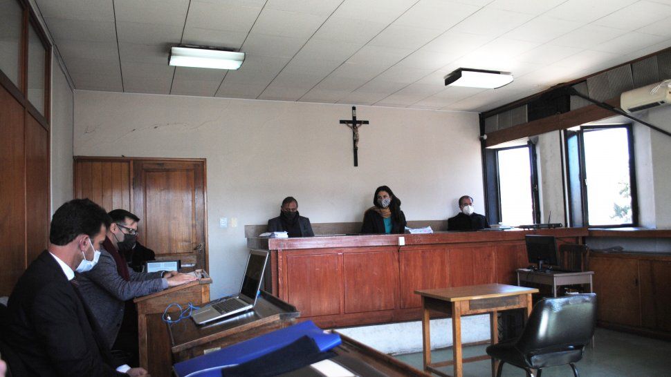 El Tribunal Criminal N° 2 en el juicio donde un hombre fue condenado por abuso sexual. /Foto: Prensa Poder Judicial