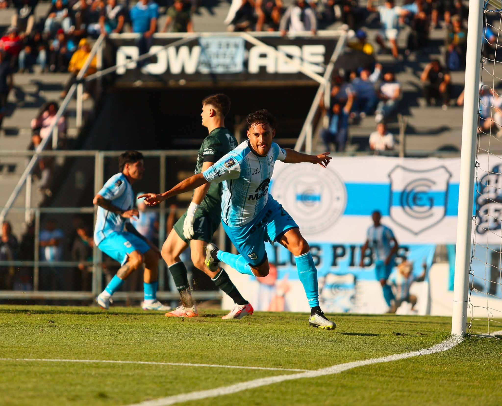 Triunfo de Gimnasia de Jujuy.
