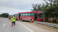 Impactante choque de colectivo en Ruta 9 en la subida a Alto Comedero.