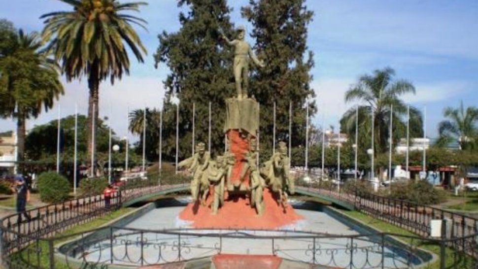Plaza central de Libertador General San Martín.