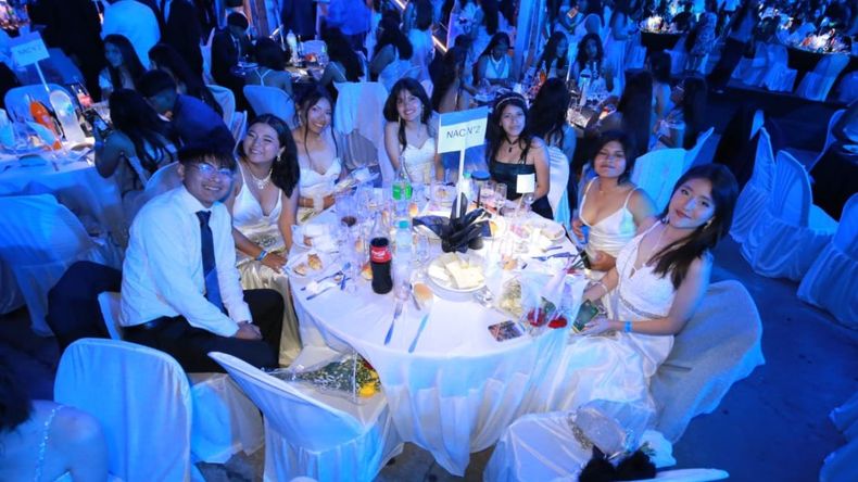 Las mejores fotos de lo que fue la Cena Blanca 2025 en capital