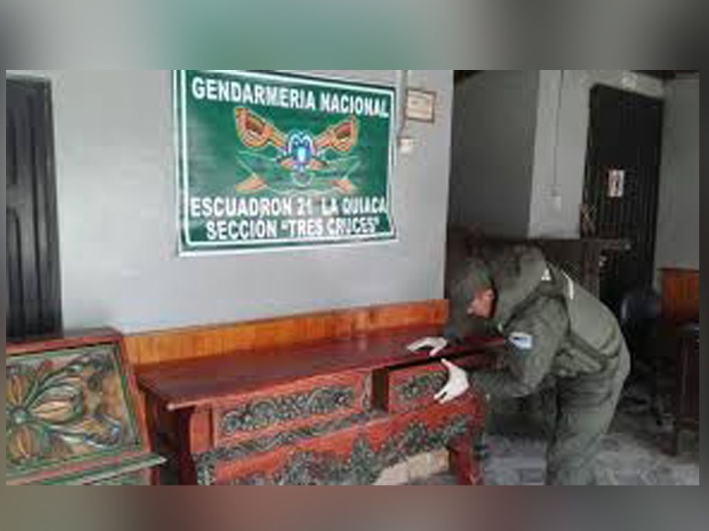 Muebles secuestrados por Gendarmería