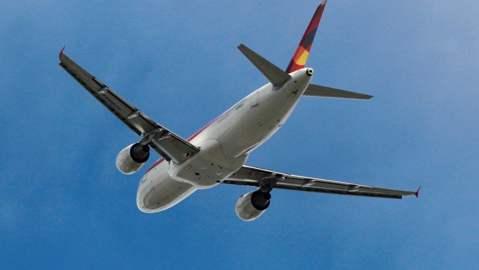 Sin vuelos el próximo 30 de abril: los pilotos se sumaron al paro