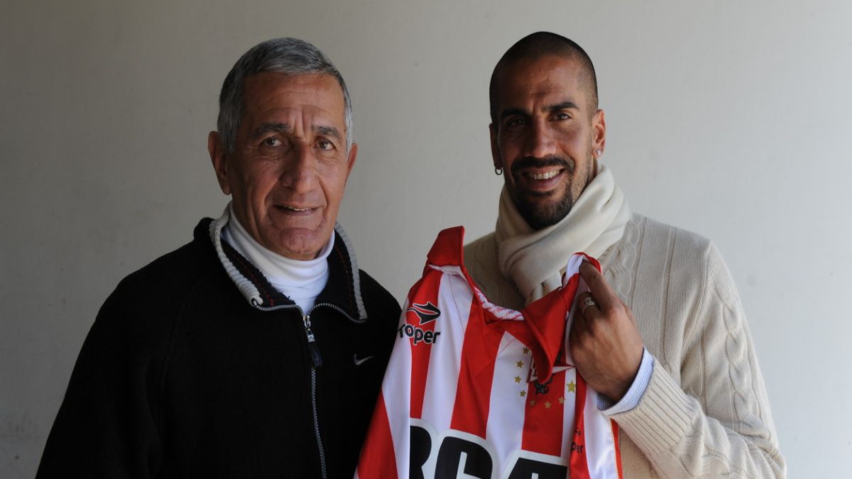 El ex futbolista falleció este martes a los 81 años.