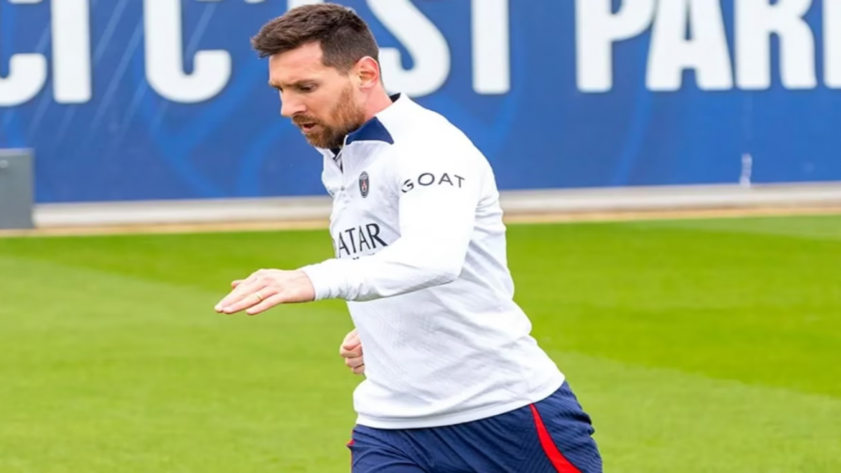 Lionel Messi recibió una oferta de 400 millones de euros por temporada por parte del club árabe.&nbsp;