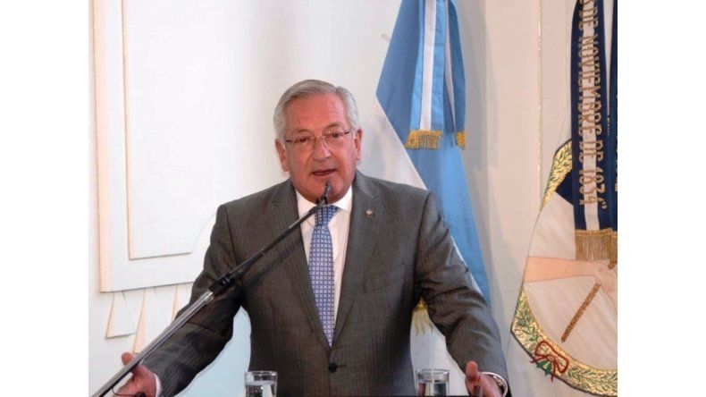 Dr. Eduardo Fellner