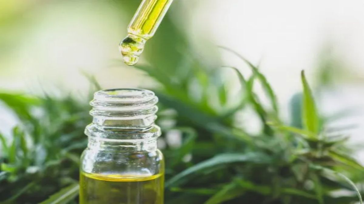 ANMAT prohíbe unas gotas y un jabón con cannabis: qué marcas no hay que comprar.