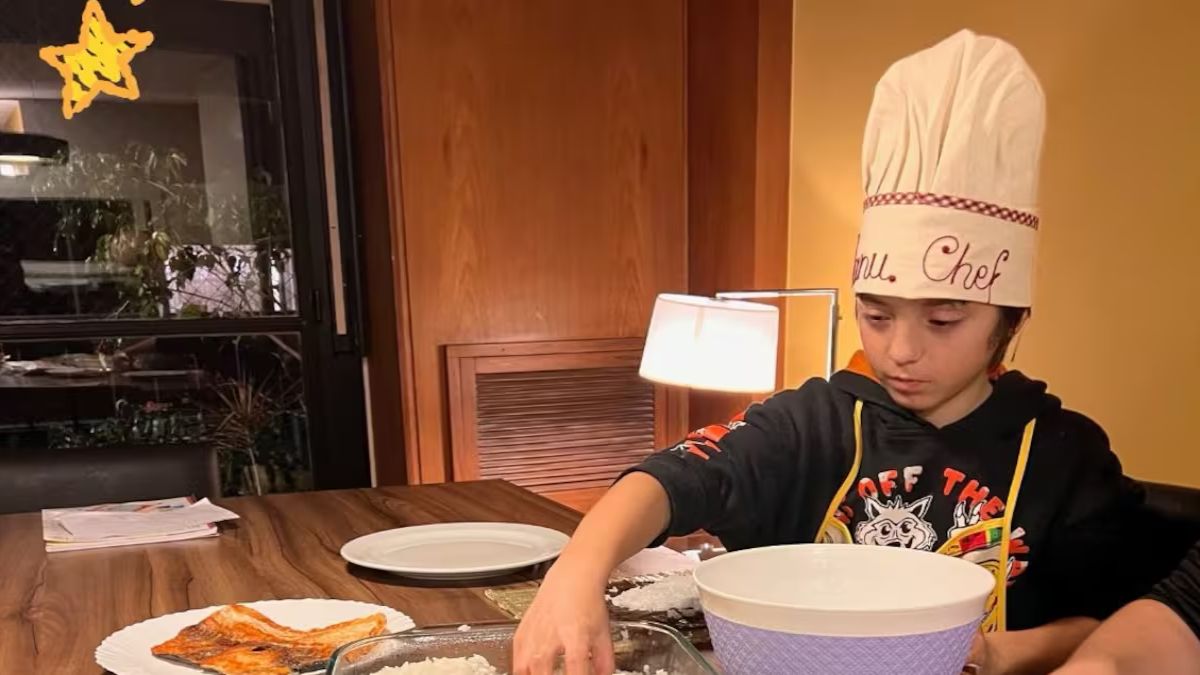 Tiene 13 años, estudia cocina en la universidad y su pasión ya es viral en redes.