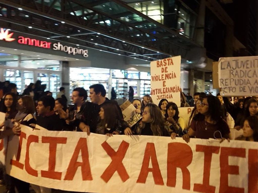 Marcha por Ariel