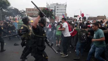 Al grito de “que se vayan todos” exigen el adelanto de las elecciones.&nbsp;