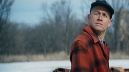 Qué es real y qué es ficción en la serie de Ed Gein, el “Monstruo” de Netflix.
