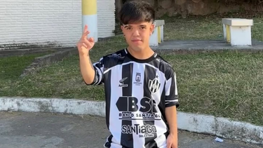 El joven tucumano de 23 años y exintegrante de la Selección de Talla Baja murió en un choque en Santiago del Estero El joven tucumano de 23 años y exintegrante de la Selección de Talla Baja murió en un choque en Santiago del Estero