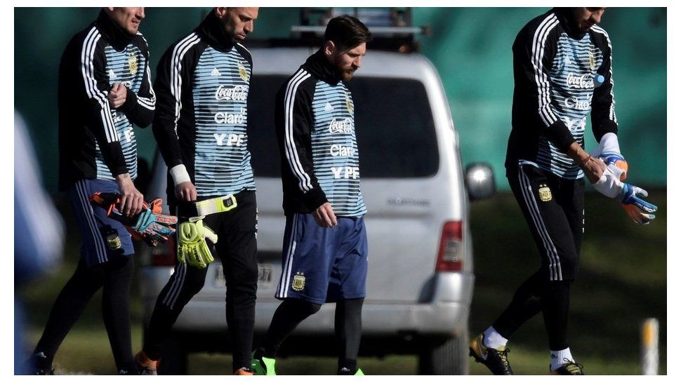 El trío de arqueros de Selección con menos experiencia de la historia