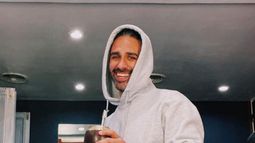 El Pollo Álvarez compartió su alegría al enterarse que le tocó la figurita de Lionel Messi.