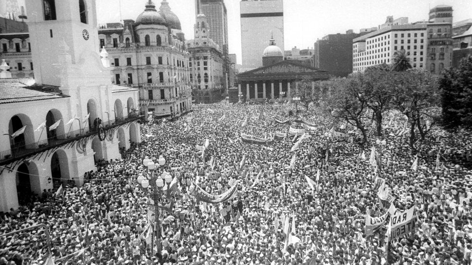 Hoy Se Cumplen 35 Años De La Vuelta A La Democracia En Nuestro País