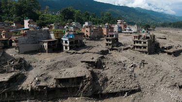Catástrofe en Nepal y China: 160 muertos y más de 700 desaparecidos.&nbsp;