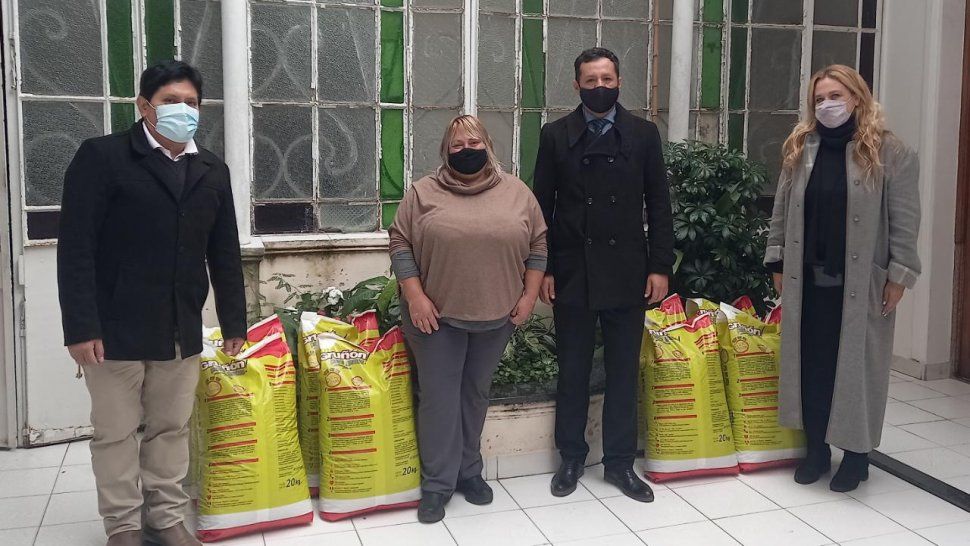 Los 176 kilos de alimento balanceado que fueron donados había sido decomisados en La Quiaca.