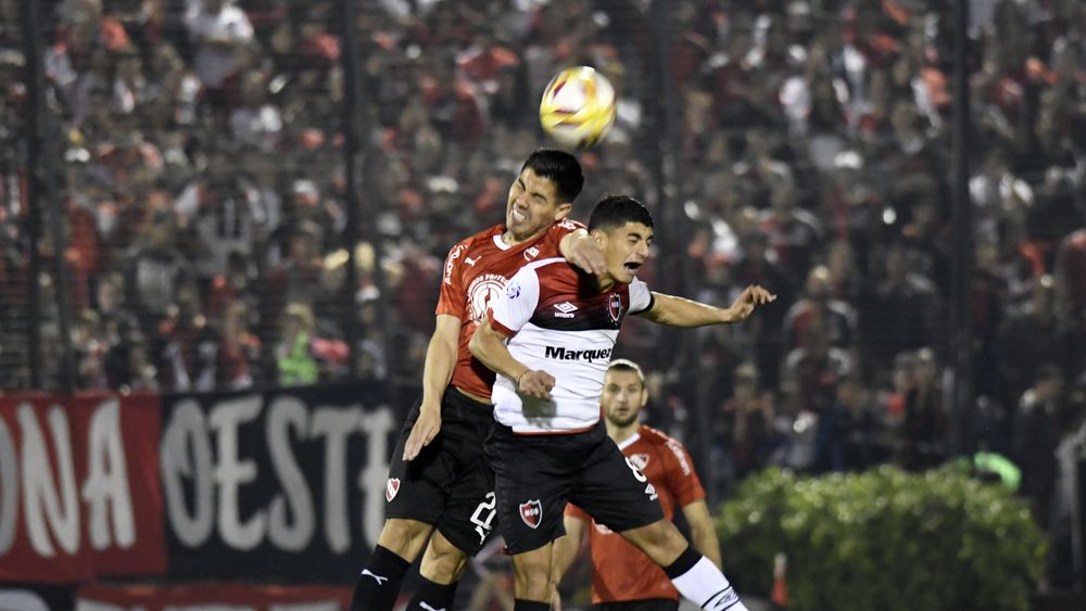 En un partidazo, Newells e Independiente empataron en Rosario
