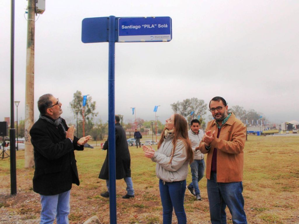 Imposición de nombre "Pila" Solá