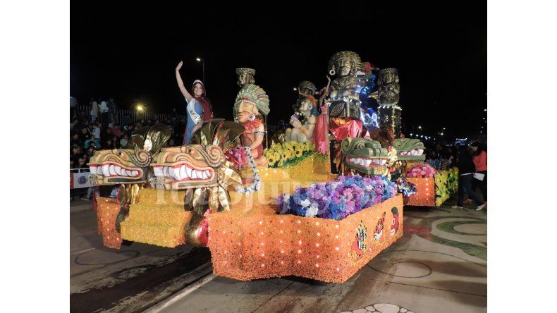 Carrozas FNE2016 - Polivalente de Artes