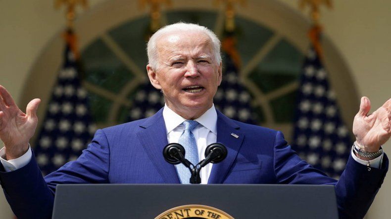 Biden anunció que se pueden vacunar desde los 16 años